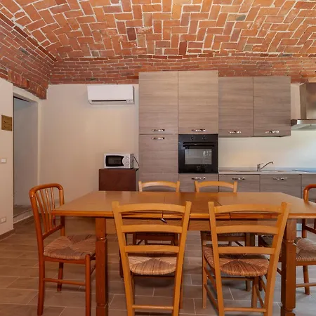 Viverone - La Borgata X12 Holiday home *