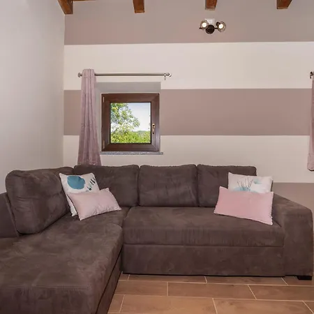 Viverone - La Borgata X12 Alice Castello