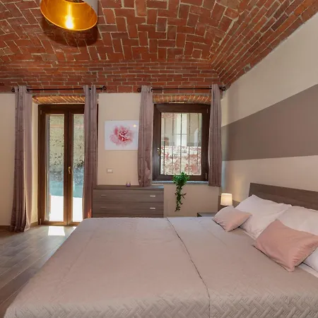 Holiday home Viverone - La Borgata X12 Castello (Varese)