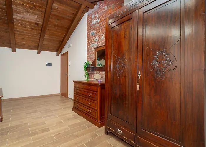 Viverone - La Borgata X12 *