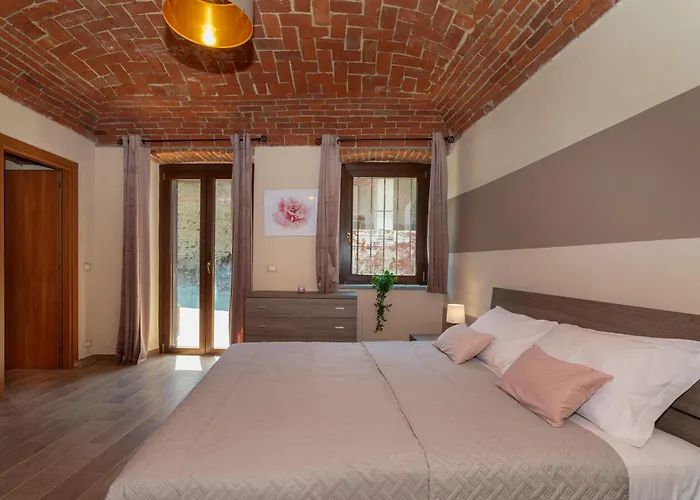 Casa vacanze Viverone - La Borgata X12 Alice Castello