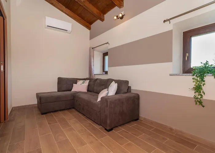 Prázdninový dům Viverone - La Borgata X12